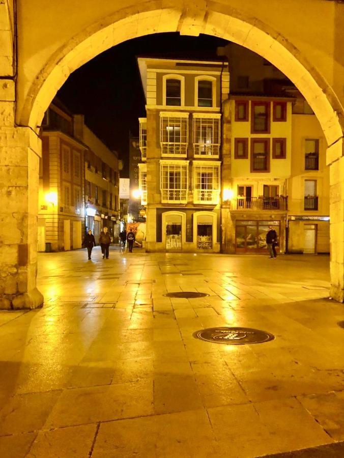 Loft City Hall 1B Oviedo Eksteriør bilde